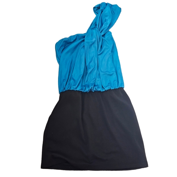 Mystic Dress - Picture 2 of 5